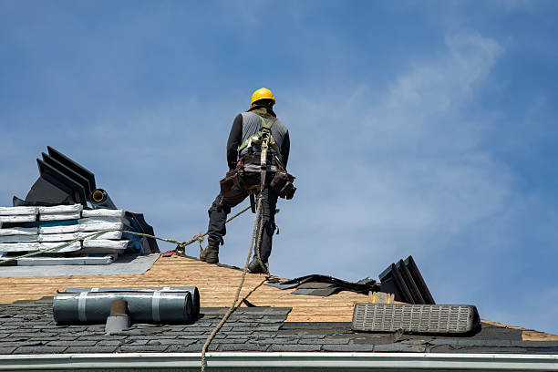 Professional Roofing technician working in Massachusetts, MA